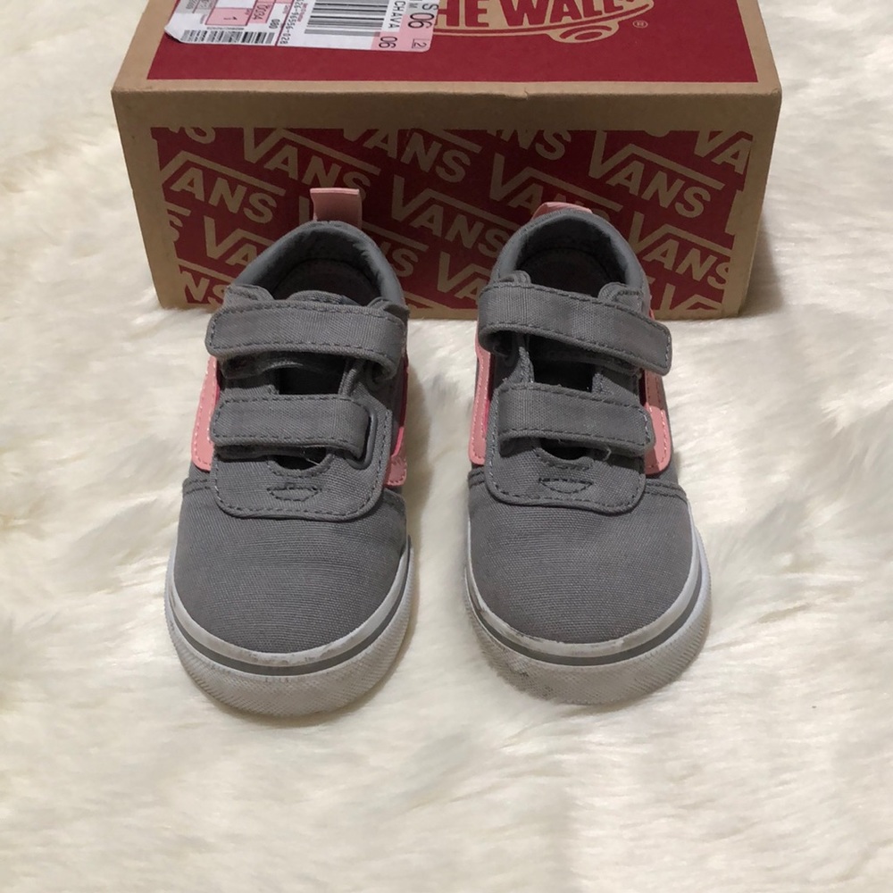 Girls vans
